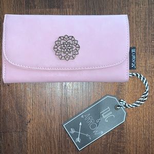 Twig and Arrow trifold wallet